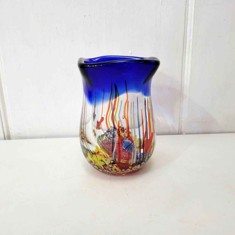 Art Glass Fish Vase - Picture 7 of 9